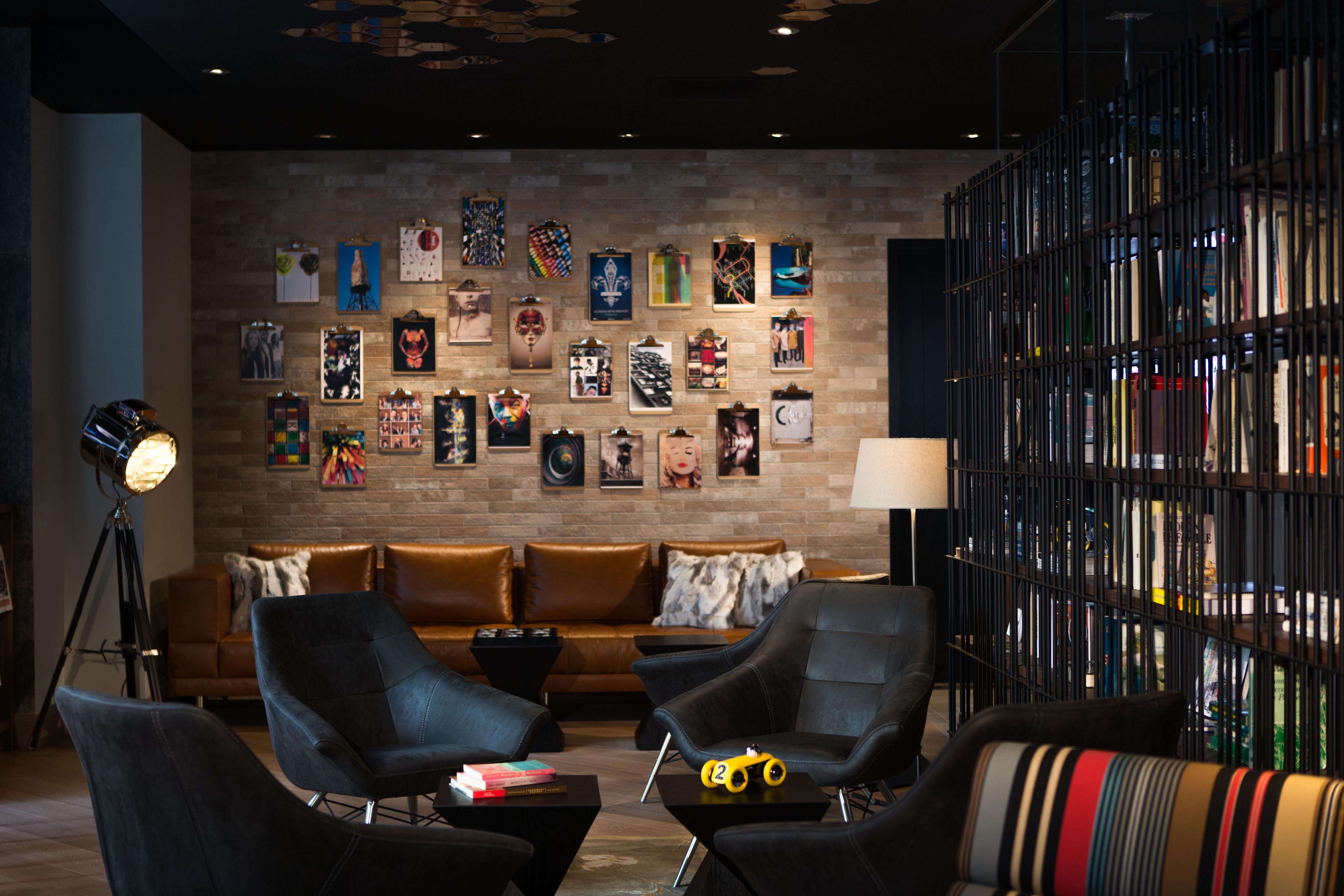 Hotel Renaissance Centre-ville 4*