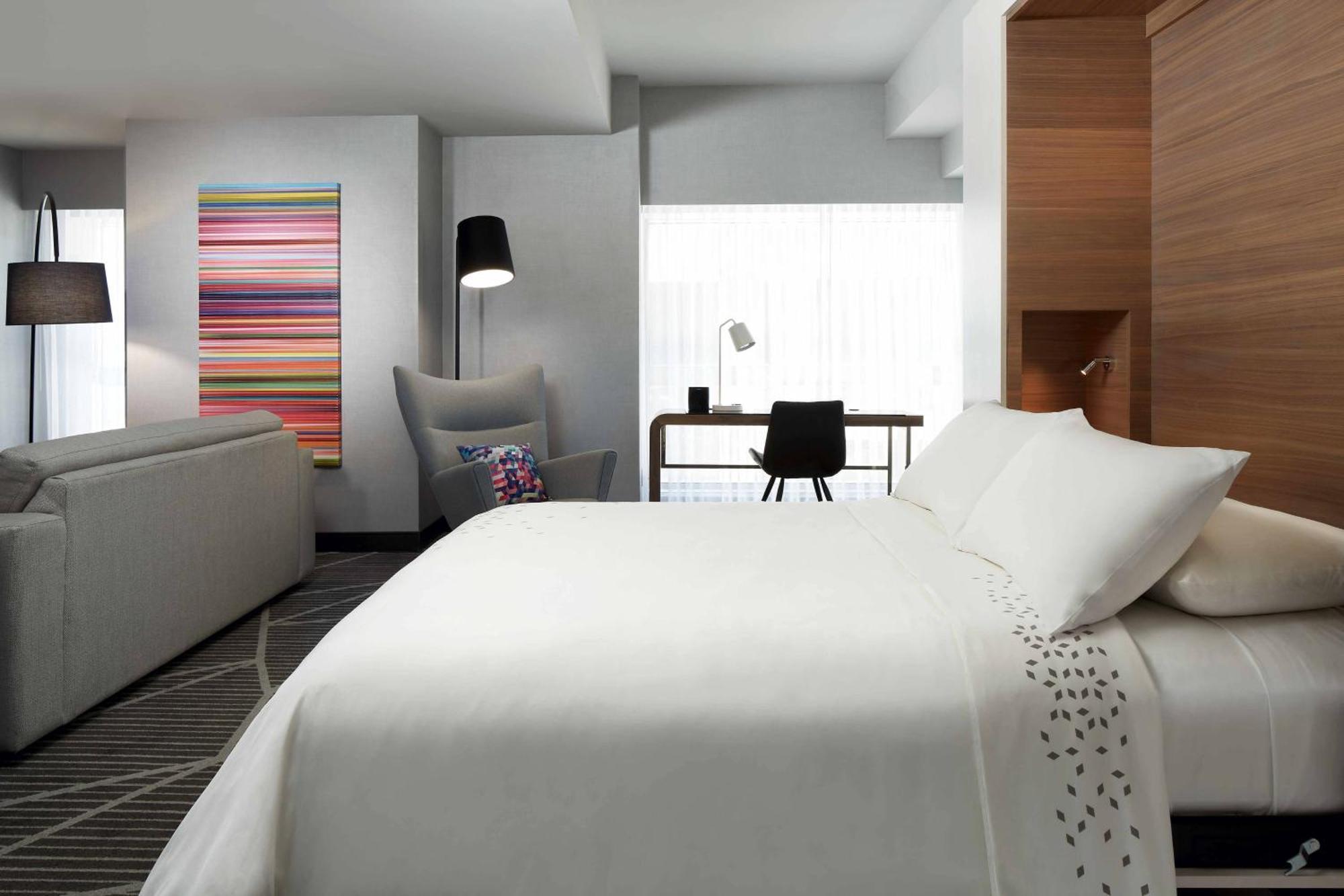 Renaissance Centre-ville Hotel Montréal