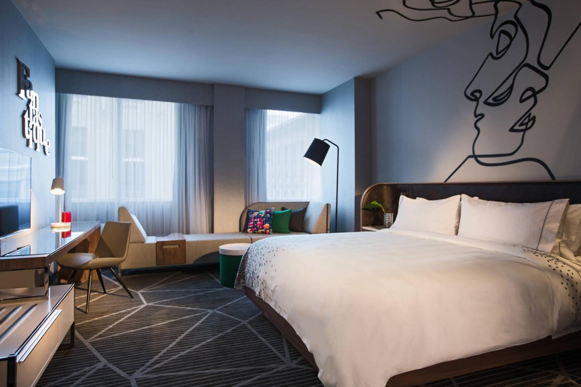 Hotel Renaissance Centre-ville 4*
